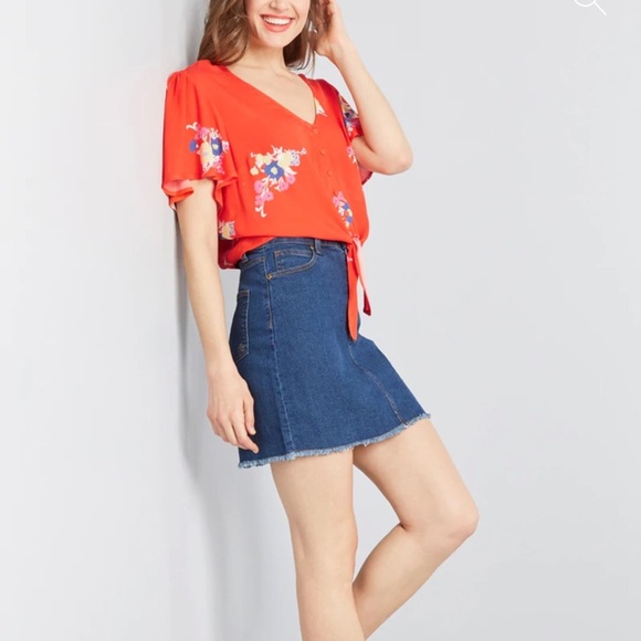 ModCloth Breezy Tendency Crop Top, Size M - Picture 6 of 9